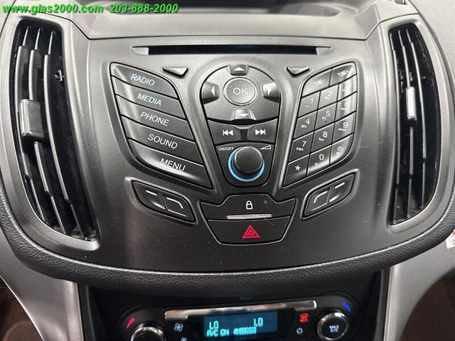 Photo of 2016 Oxford White Ford C-Max Hybrid