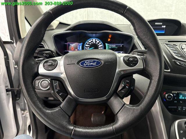 Photo of 2016 Oxford White Ford C-Max Hybrid