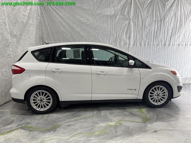 Photo of 2016 Oxford White Ford C-Max Hybrid