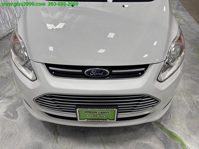 Photo of 2016 Oxford White Ford C-Max Hybrid