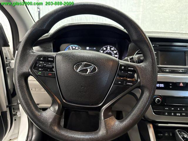 Photo of 2016 Diamond White Pearl Hyundai SONATA Hybrid