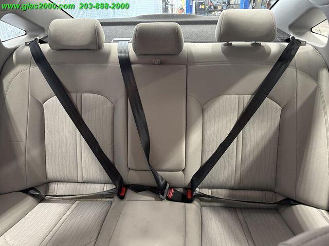 Photo of 2016 Diamond White Pearl Hyundai SONATA Hybrid