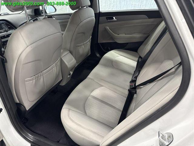 Photo of 2016 Diamond White Pearl Hyundai SONATA Hybrid