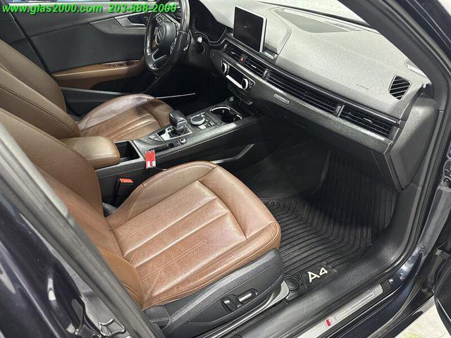 Photo of 2017 Moonlight Blue Metallic Audi A4