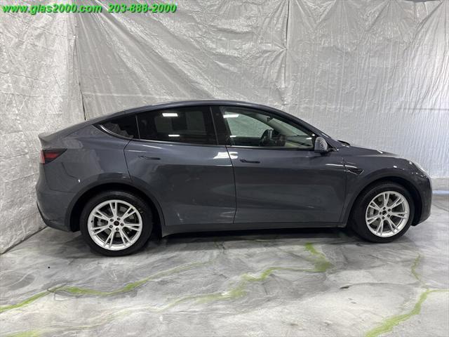 Photo of 2021 Gray Tesla Model Y