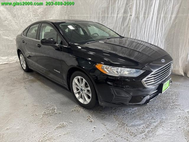 Photo of 2019 Agate Black Ford Fusion Hybrid