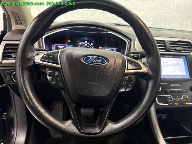 Photo of 2019 Agate Black Ford Fusion Hybrid