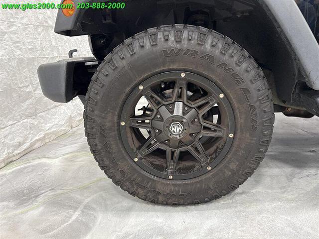 Photo of 2009 Black Clearcoat Jeep Wrangler