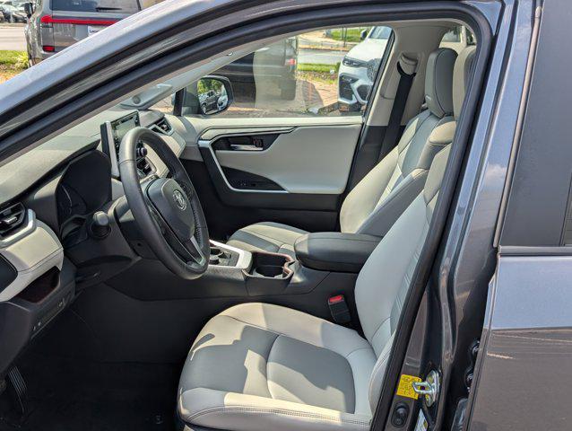 Photo of 2021 Magnetic Gray Metallic Toyota RAV4 Hybrid