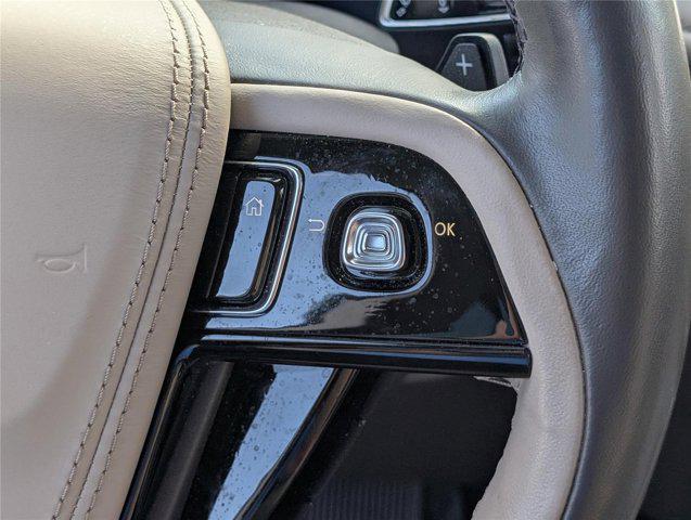 Photo of 2023 Infinite Black Metallic Clearcoat Lincoln Aviator