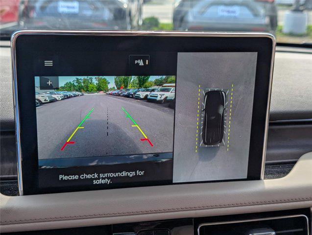 Photo of 2023 Infinite Black Metallic Clearcoat Lincoln Aviator
