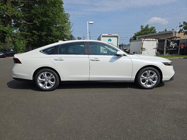 Photo of 2025 Platinum White Pearl Honda Accord