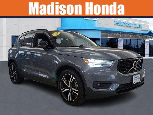2021 Volvo XC40