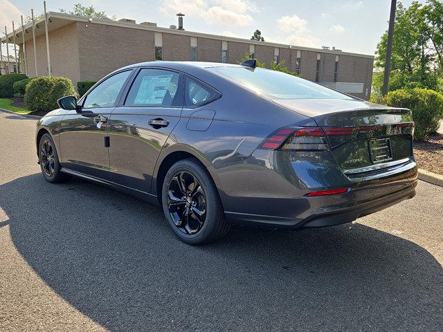 Photo of 2025 Meteorite Gray Metallic Honda Accord