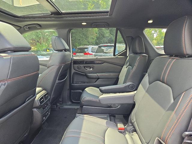 Photo of 2023 Platinum White Pearl   Wx Honda Pilot