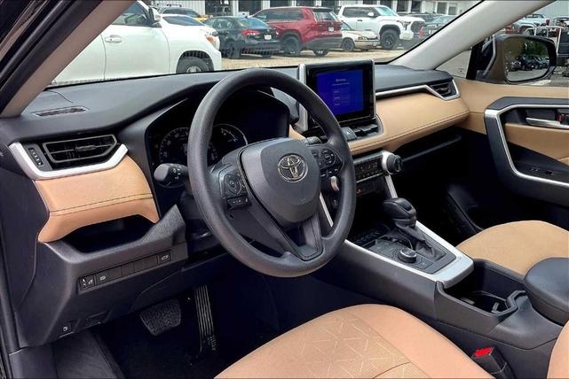 Photo of 2025 Midnight Black Metallic Toyota RAV4 Hybrid