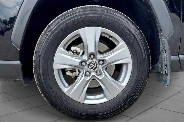 Photo of 2025 Midnight Black Metallic Toyota RAV4 Hybrid