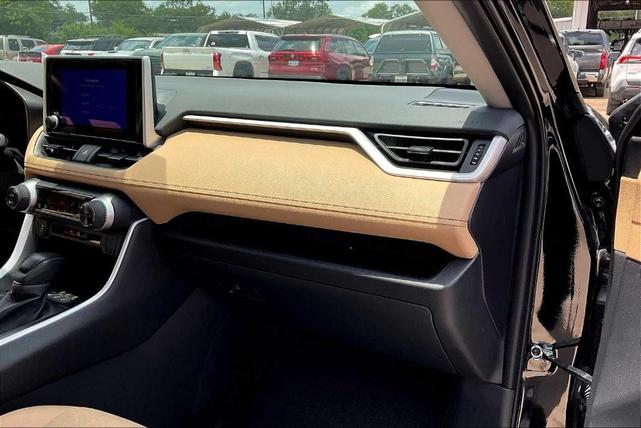 Photo of 2025 Midnight Black Metallic Toyota RAV4 Hybrid