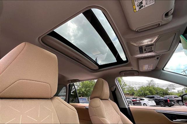 Photo of 2025 Midnight Black Metallic Toyota RAV4 Hybrid