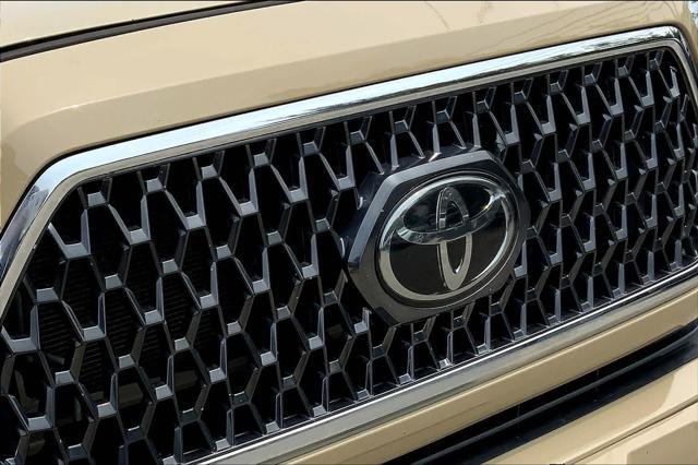 Photo of 2019 Quicksand Toyota Tacoma