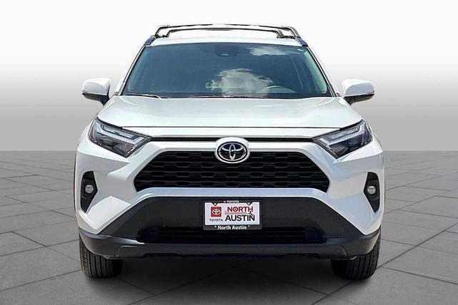 Photo of 2025 Wind Chill Pearl Toyota RAV4 Hybrid
