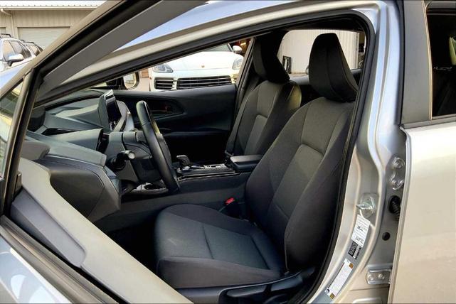 Photo of 2024 CUTTING EDGE Toyota Prius