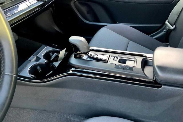Photo of 2024 CUTTING EDGE Toyota Prius