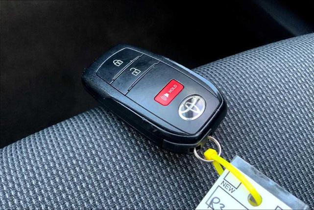 Photo of 2024 CUTTING EDGE Toyota Prius