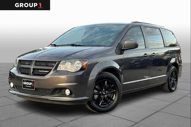 Photo of 2020 Granite Pearlcoat Dodge Grand Caravan