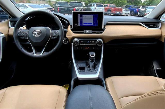 Photo of 2025 Wind Chill Pearl Toyota RAV4