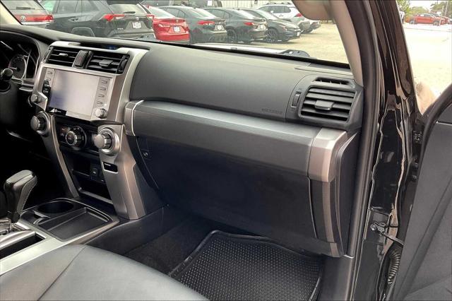Photo of 2024 Midnight Black Metallic Toyota 4Runner