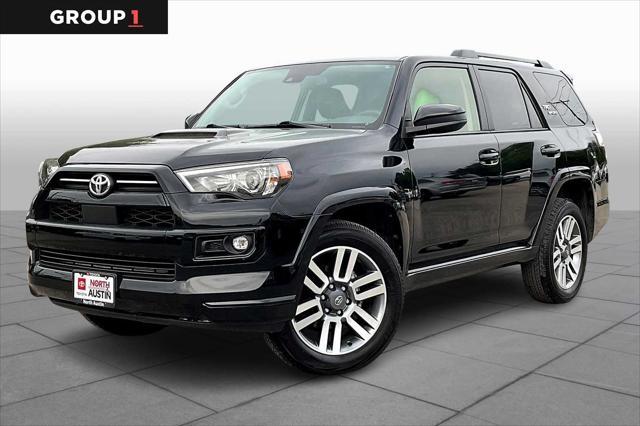Photo of 2024 Midnight Black Metallic Toyota 4Runner