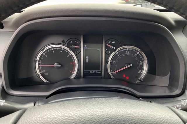 Photo of 2024 Midnight Black Metallic Toyota 4Runner