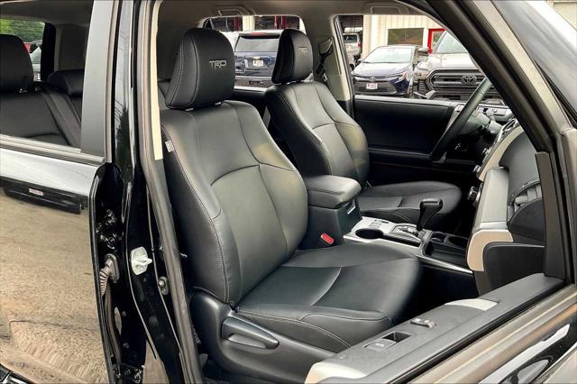 Photo of 2024 Midnight Black Metallic Toyota 4Runner