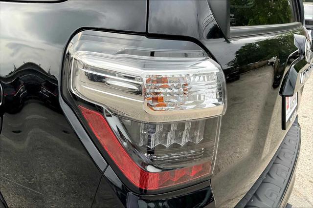 Photo of 2024 Midnight Black Metallic Toyota 4Runner