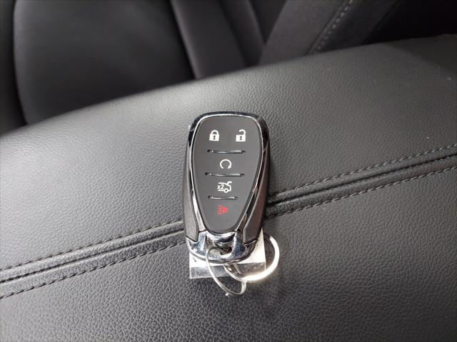 Photo of 2024 Summit White Chevrolet Malibu