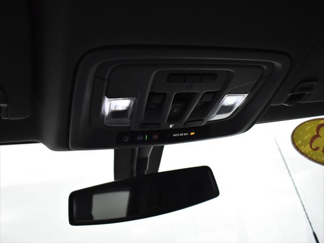 Photo of 2023 Silver Ice Metallic Chevrolet Silverado 2500