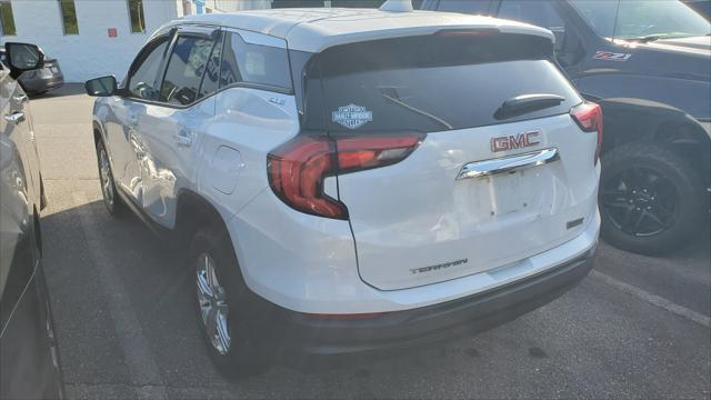 Photo of 2020 Summit White GMC Terrain