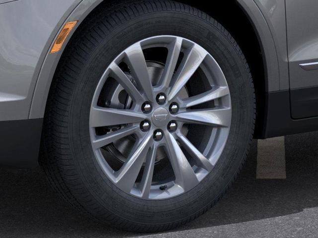 Photo of 2025 Argent Silver Metallic Cadillac XT5