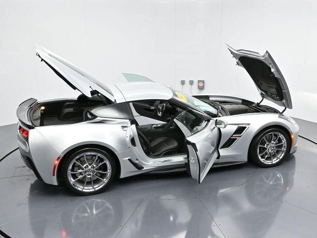 Photo of 2019 Blade Silver Metallic Chevrolet Corvette