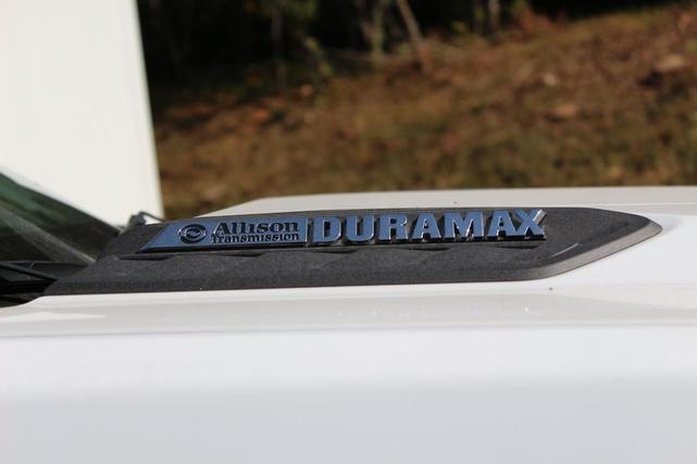 Photo of 2025 Summit White Chevrolet Silverado 3500