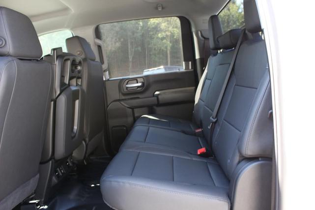 Photo of 2025 Summit White Chevrolet Silverado 3500