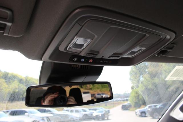 Photo of 2025 Summit White Chevrolet Silverado 3500
