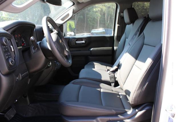 Photo of 2025 Summit White Chevrolet Silverado 3500