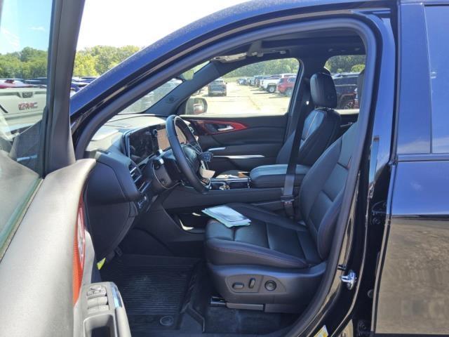 Photo of 2024 Mosaic Black Metallic Chevrolet Traverse