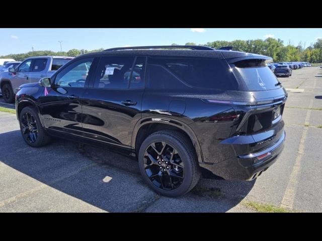 Photo of 2024 Mosaic Black Metallic Chevrolet Traverse