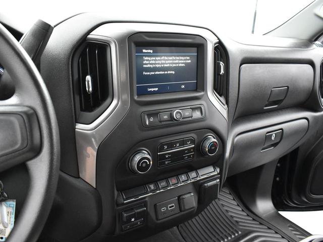 Photo of 2023 Black Chevrolet Silverado 2500