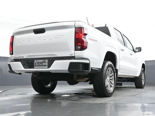 Photo of 2024 Summit White Chevrolet Colorado