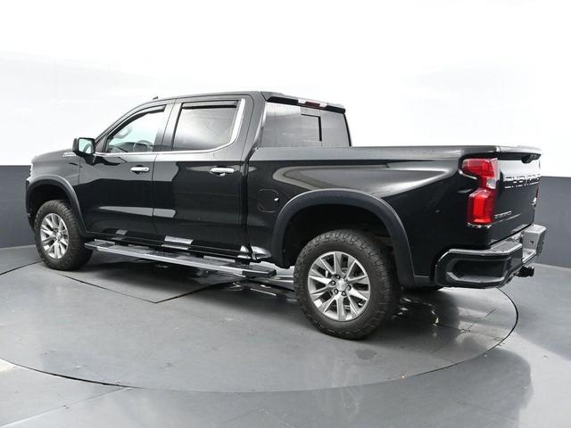 Photo of 2021 Black Chevrolet Silverado 1500