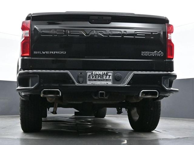 Photo of 2021 Black Chevrolet Silverado 1500